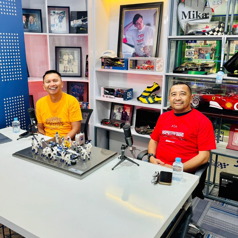 AZA x Mainbalap Papaya Rules T-Shirt - Orange