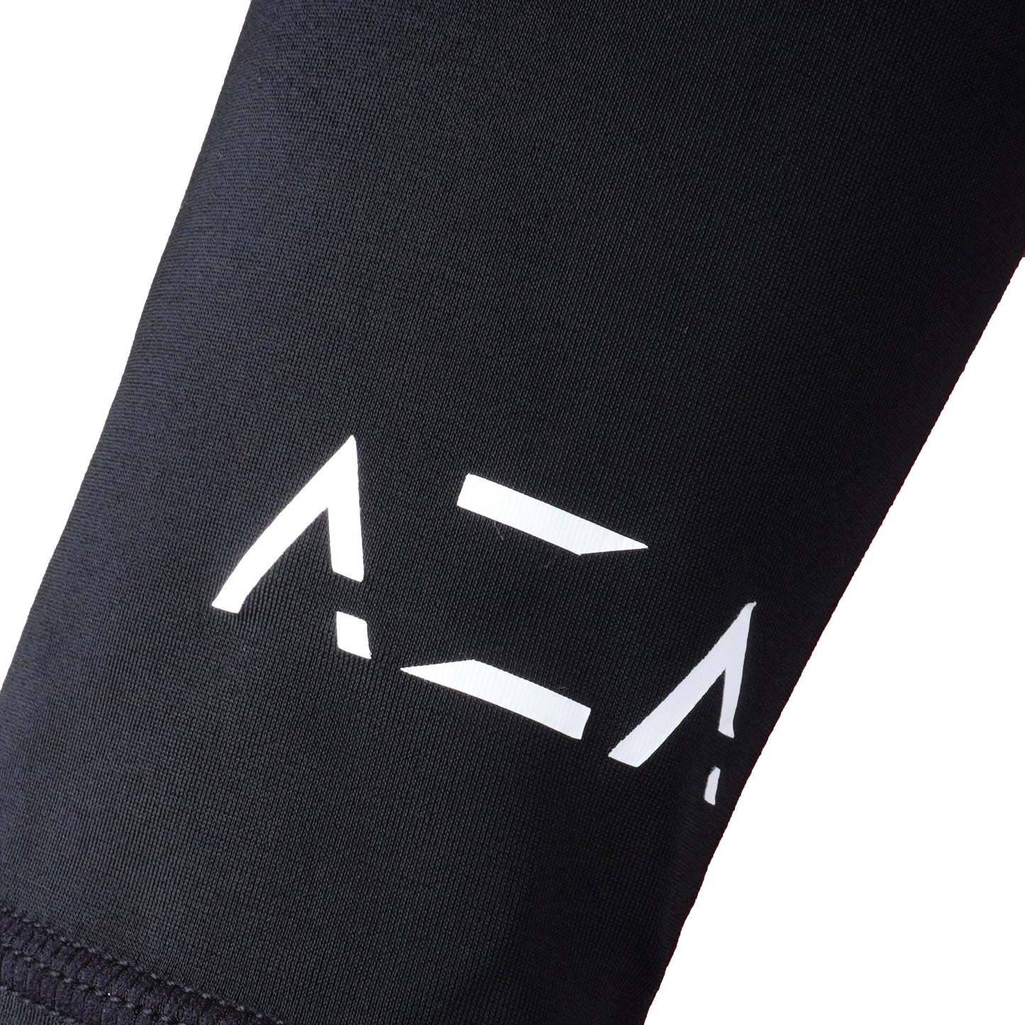 AZA Arm Sleeve Pad (Black)