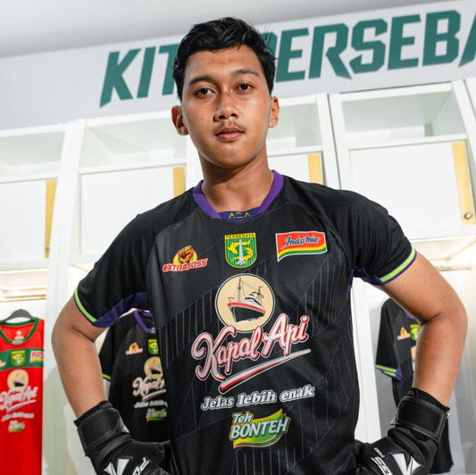 Persebaya Goalkeeper Away Player Issue Jersey 2024/25