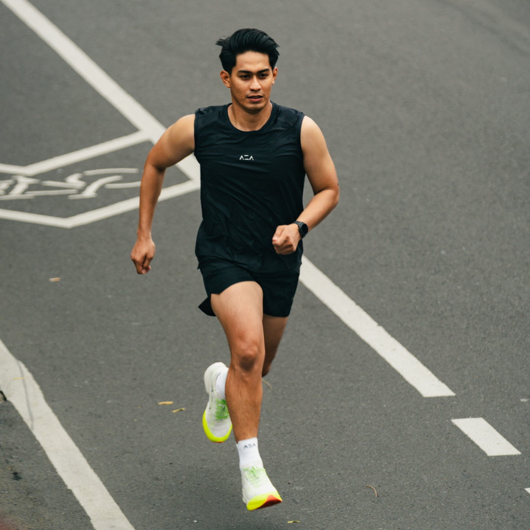 AZA Running Trimform Tank Jersey - Black