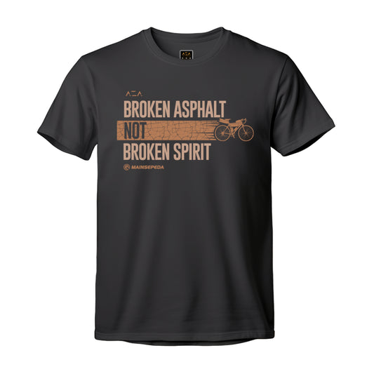 AZA x MAINSEPEDA T-Shirt Broken Asphalt Not Broken Spirit - Black